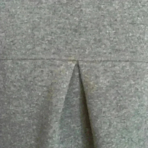 Women’s One Tooth Grey Sweatshirt Size M - Picture 10 of 10